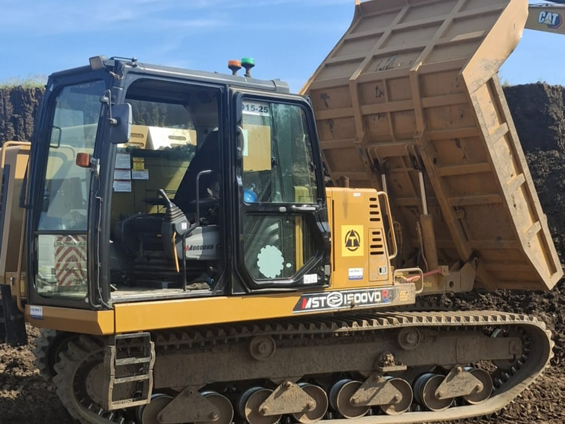 CAT D6